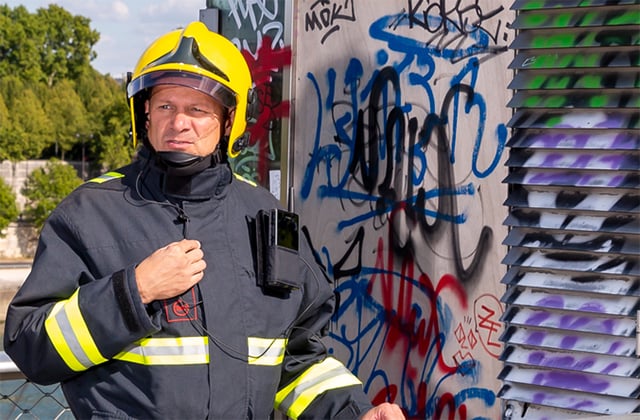 Fireman uses gadgets with hybrid smart device