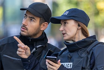 Security-professional-and-police-339x229