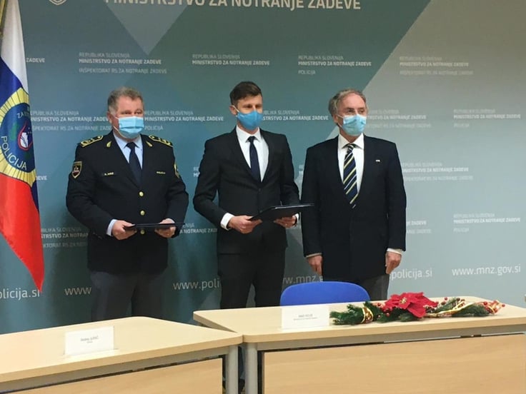 Slovenian Ministry of Interior chooses Airbus Tetra system for nationwide secure communications